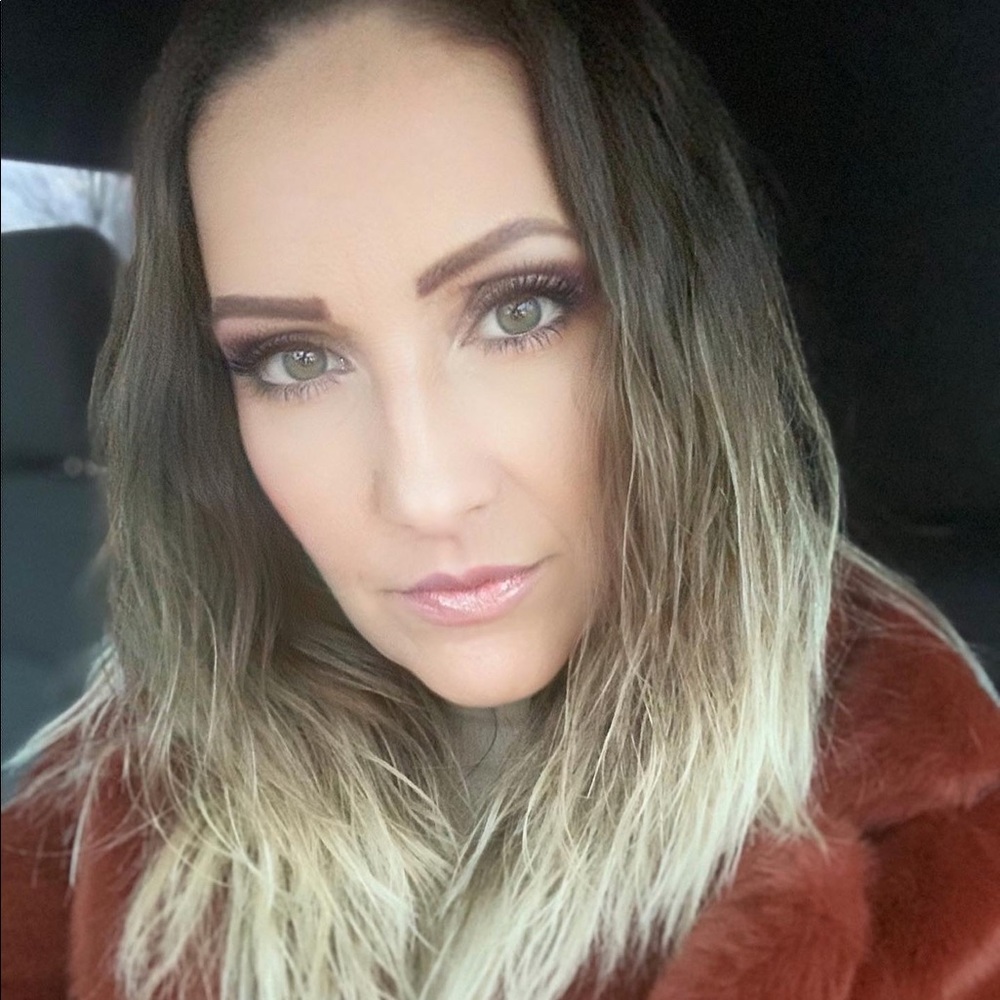 Meet your Posher, Rabecca